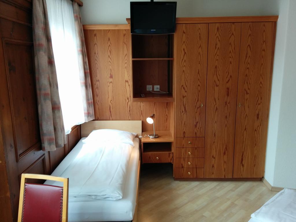 Hotel Terminus Samedan Bilik gambar