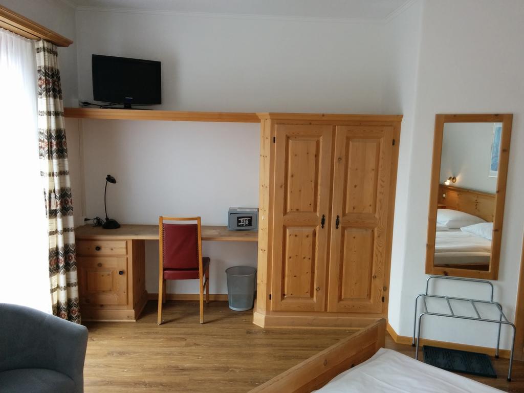 Hotel Terminus Samedan Bilik gambar