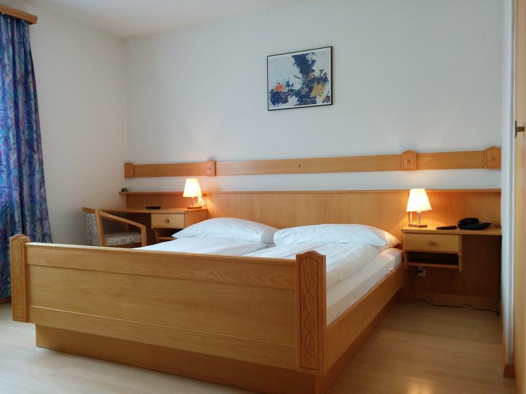 Hotel Terminus Samedan Bilik gambar