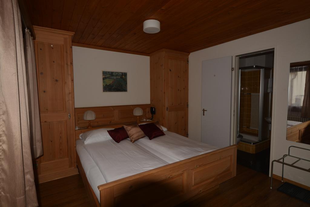 Hotel Terminus Samedan Luaran gambar