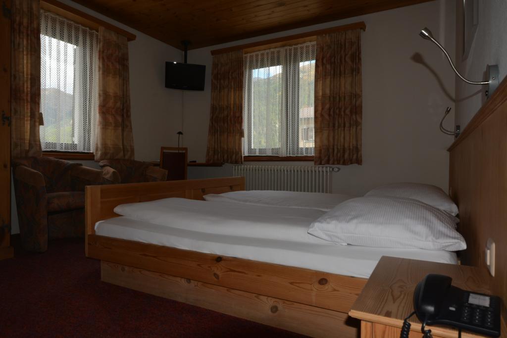 Hotel Terminus Samedan Luaran gambar